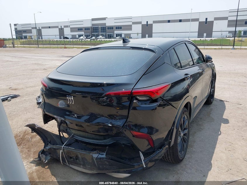 2026 Buick Envista VIN KL47LBEPXTB091286 IAAI salvage auction — REAR END, Wait Title, sold $2,150 on 2026-10-18 (photo 4)