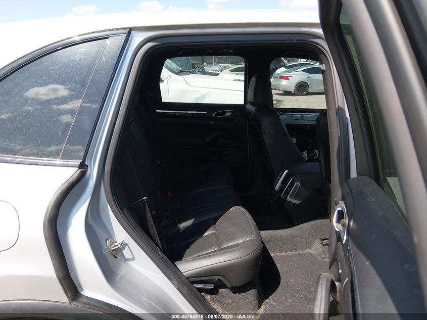 2012 Porsche Cayenne VIN WP1AB2A27CLA45819 IAAI salvage auction — FRONT END, Original (Texas), sold $3,500 on 2026-09-08 (photo 8)