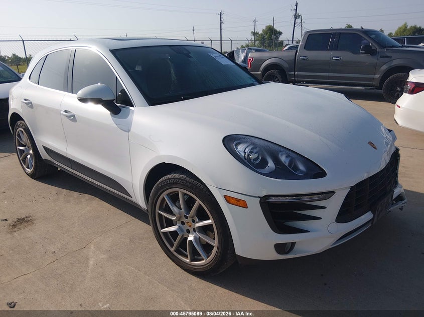 2017 Porsche Macan VIN WP1AB2A55HLB18266 — IAAI salvage auction photo