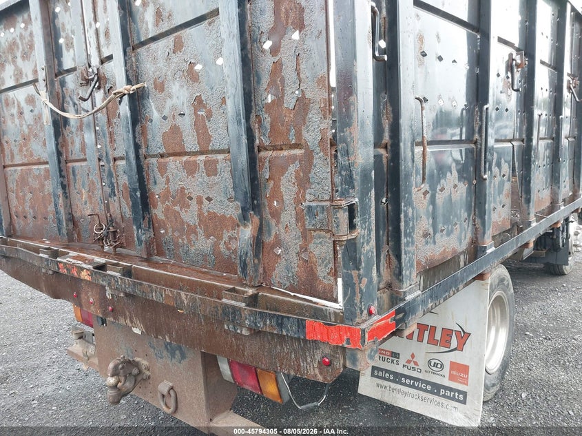 2014 Isuzu VIN 54DB4W1B1ES804413 IAAI salvage auction — RIGHT REAR, Salvage Title, sold $8,050 on 2026-09-11 (photo 6)