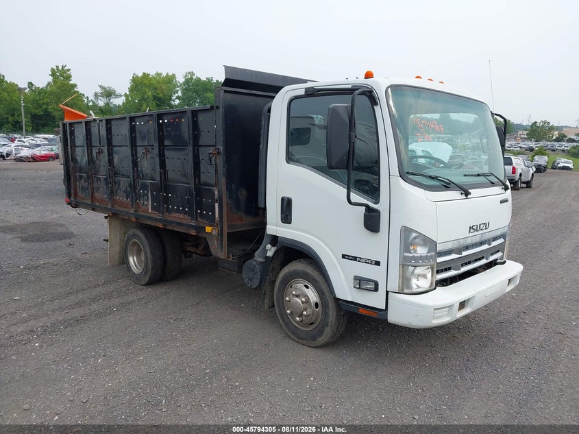 2014 Isuzu VIN 54DB4W1B1ES804413 — IAAI salvage auction photo