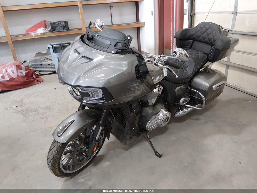 2024 Indian motorcycle co. Pursuit VIN 56KLDGRR1R3426829 IAAI salvage auction — SIDE, Salvage (Idaho), sold $7,700 on 2026-08-21 (photo 2)