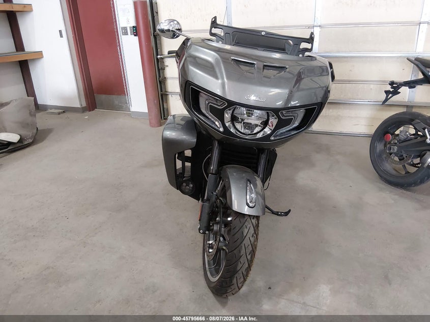 2024 Indian motorcycle co. Pursuit VIN 56KLDGRR1R3426829 IAAI salvage auction — SIDE, Salvage (Idaho), sold $7,700 on 2026-08-21 (photo 5)