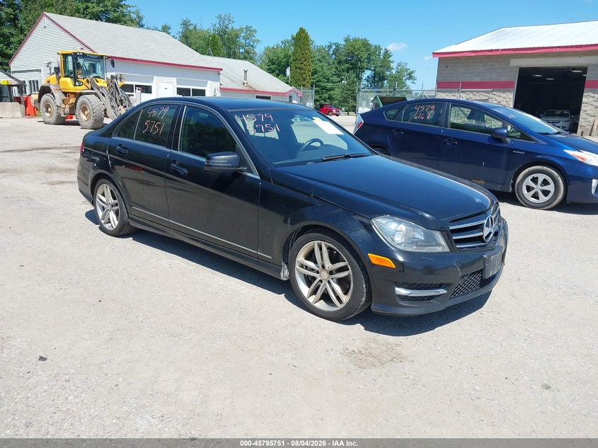 2014 Mercedes-benz C class VIN WDDGF8AB4EG245402 IAAI salvage auction — NORMAL WEAR, Original (Maine), sold $1,500 on 2026-08-11 (photo 1)