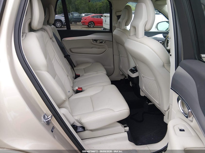 2016 Volvo Xc90 VIN YV4A22PK4G1028919 IAAI salvage auction — ROOF, Wait Title, sold $9,400 on 2026-08-27 (photo 8)