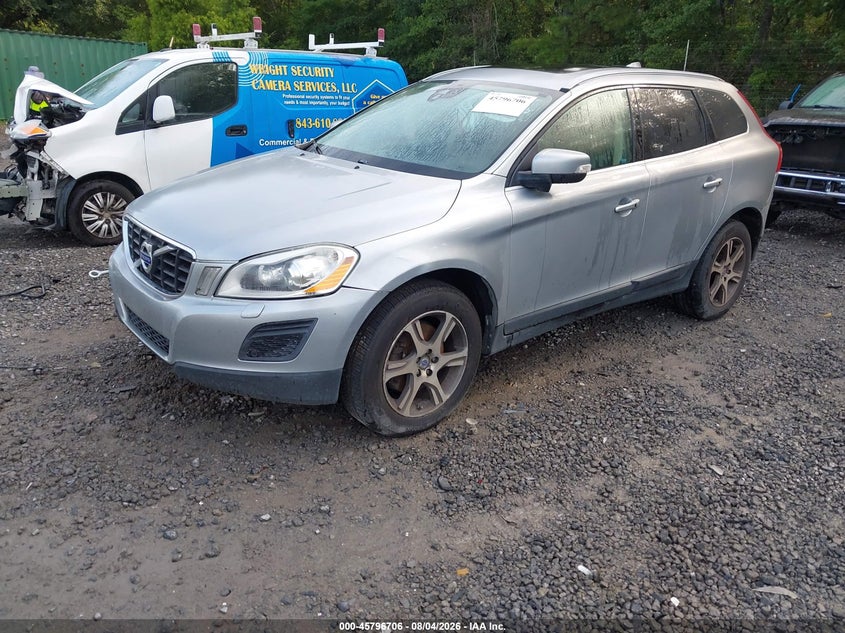2013 Volvo Xc60 VIN YV4902DZ0D2366835 IAAI salvage auction — NORMAL WEAR, Clear (South Carolina), sold $275 on 2026-08-11 (photo 2)