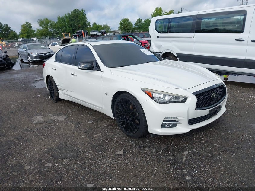 2015 Infiniti Q50 VIN JN1BV7AP1FM339319 IAAI salvage auction — REAR END, Wait Title, sold $1,950 on 2026-08-19 (photo 1)