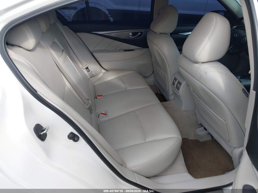 2015 Infiniti Q50 VIN JN1BV7AP1FM339319 IAAI salvage auction — REAR END, Wait Title, sold $1,950 on 2026-08-19 (photo 8)
