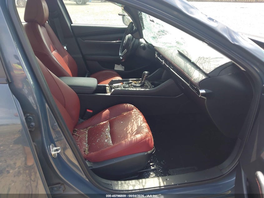 2022 Mazda 3 VIN 3MZBPACL9NM318037 IAAI salvage auction — STORM DAMAGE, Wait Title, sold $4,450 on 2026-09-02 (photo 5)