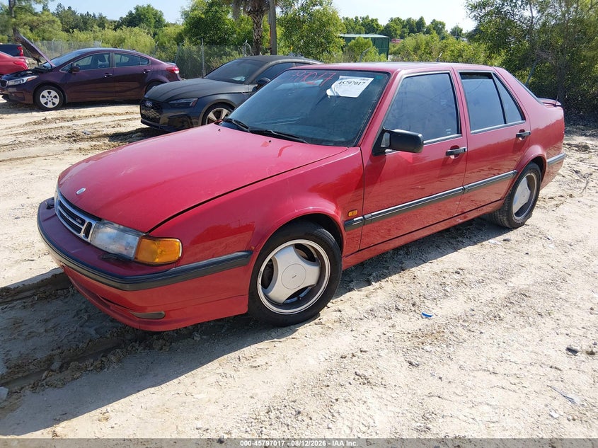 1994 Saab 9000 VIN YS3CN68M2R1003796 IAAI salvage auction — NORMAL WEAR, Clear (Florida), sold $50 on 2026-08-18 (photo 2)