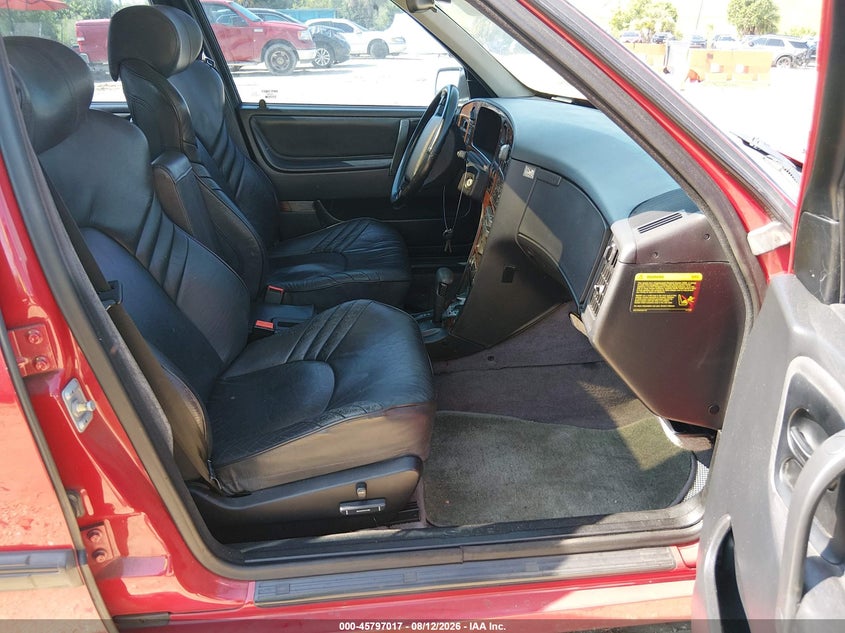 1994 Saab 9000 VIN YS3CN68M2R1003796 IAAI salvage auction — NORMAL WEAR, Clear (Florida), sold $50 on 2026-08-18 (photo 5)