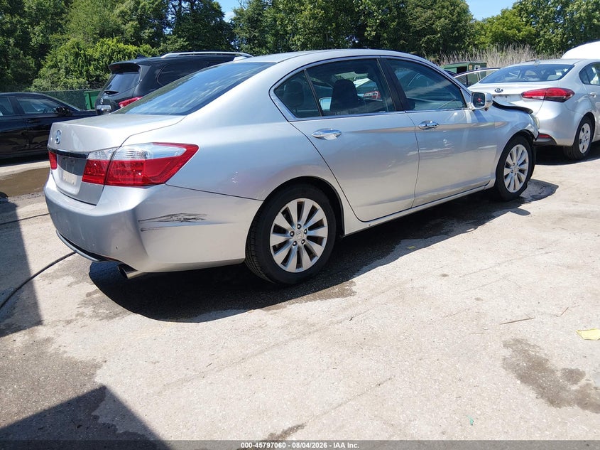 2013 Honda Accord VIN 1HGCR2F85DA162946 IAAI salvage auction — FRONT END, Salvage Title, sold $2,050 on 2026-08-27 (photo 4)