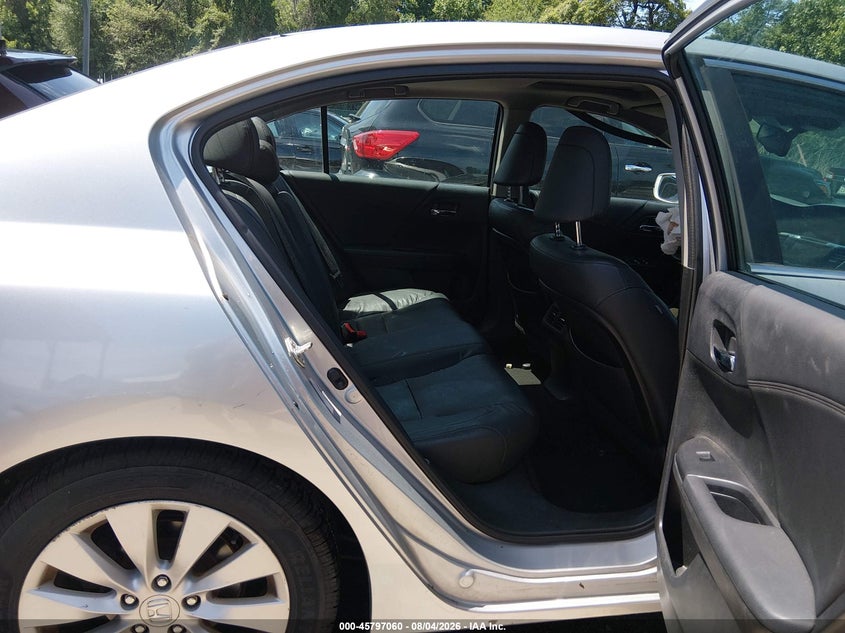 2013 Honda Accord VIN 1HGCR2F85DA162946 IAAI salvage auction — FRONT END, Salvage Title, sold $2,050 on 2026-08-27 (photo 8)