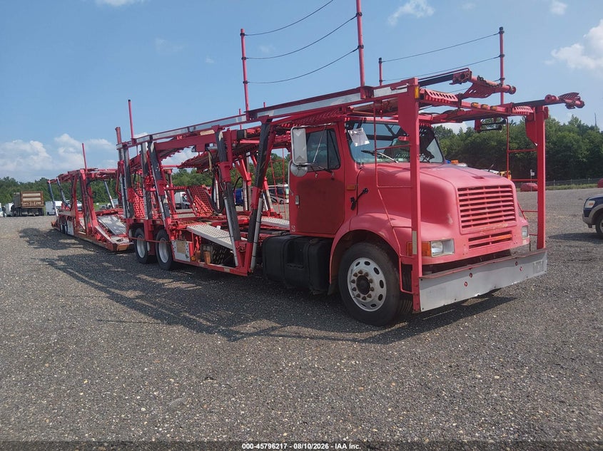2000 International 8000 series VIN 1HSHNAHR1YH346057 — IAAI salvage auction photo
