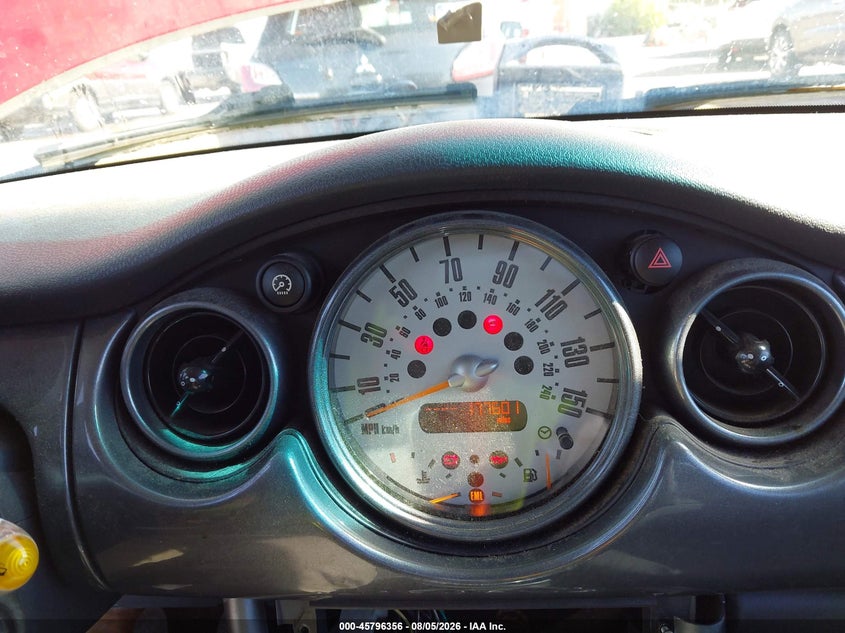 2005 Mini Cooper VIN WMWRC33545TK61724 IAAI salvage auction — NORMAL WEAR, Clear (New Mexico), sold $225 on 2026-08-10 (photo 7)