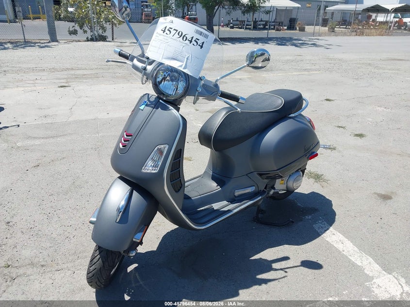 2016 Vespa Gts VIN ZAPM459L7G5101080 IAAI salvage auction — RIGHT REAR, Salvage (California), sold $875 on 2026-08-18 (photo 2)