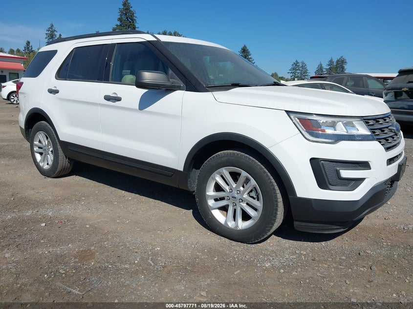 2017 Ford Explorer VIN 1FM5K8B87HGE14179 — IAAI salvage auction photo