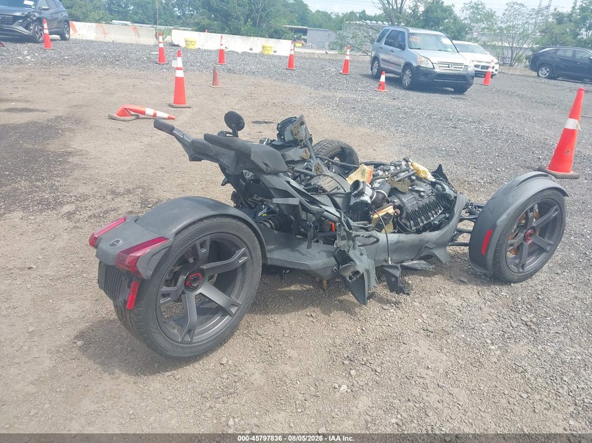 2021 Can-am/ brp Ryker VIN 3JB2FEG23MJ004210 IAAI salvage auction — ALL OVER, Salvage Title, sold $100 on 2026-09-23 (photo 4)