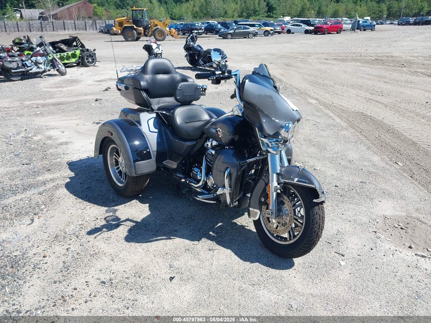 2022 Harley-davidson Tri glide ultra VIN 1HD1MAF13NB852304 — IAAI salvage auction photo