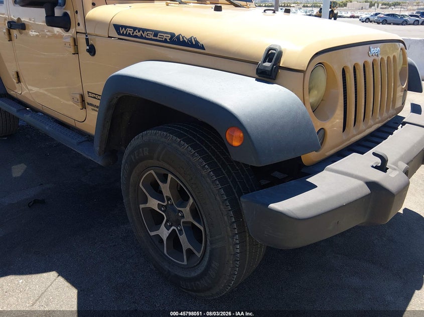 2014 Jeep Wrangler unlimited VIN 1C4BJWDG0EL242387 IAAI salvage auction — NORMAL WEAR, Clear (Nevada), sold $7,650 on 2026-08-21 (photo 6)
