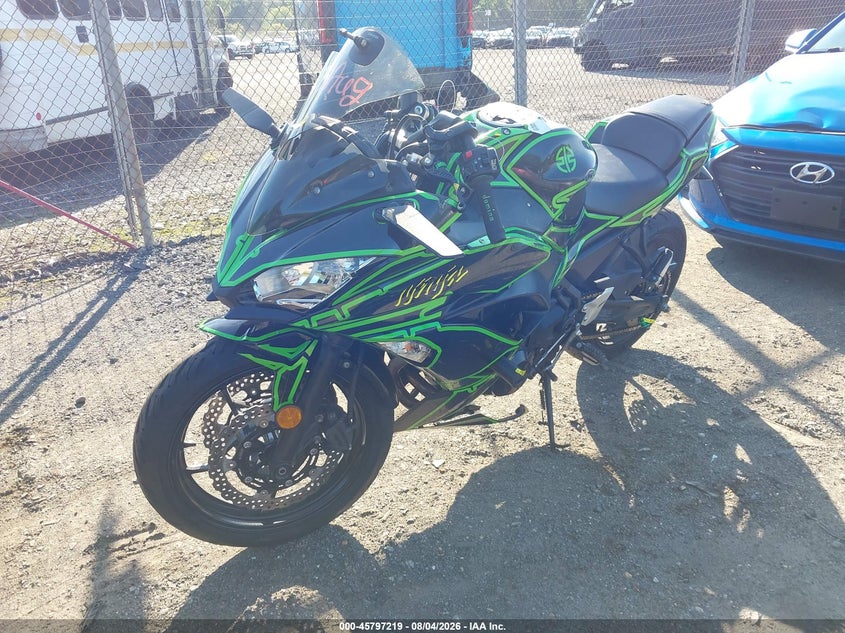 2017 Kawasaki Ninja VIN JKAEXEJ12HDA00461 IAAI salvage auction — LEFT SIDE, Wait Title, sold $950 on 2026-09-16 (photo 2)