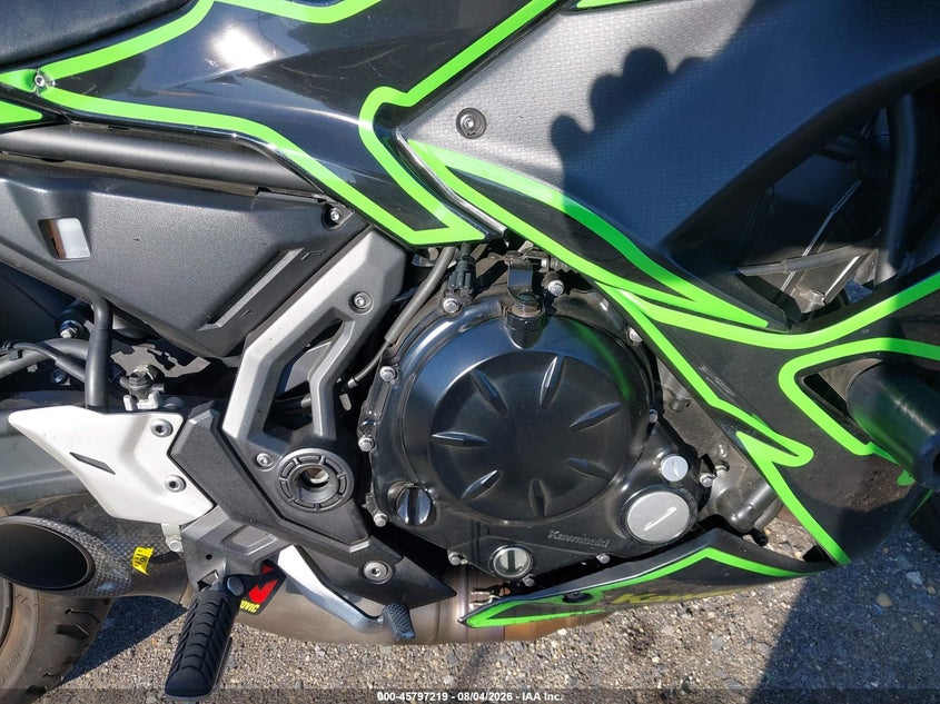 2017 Kawasaki Ninja VIN JKAEXEJ12HDA00461 IAAI salvage auction — LEFT SIDE, Wait Title, sold $950 on 2026-09-16 (photo 8)