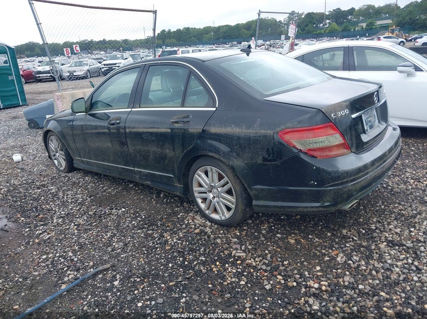 2009 Mercedes-benz C class VIN WDDGF81XX9F216221 IAAI salvage auction — NORMAL WEAR, Clear (New York), sold $550 on 2026-08-18 (photo 3)
