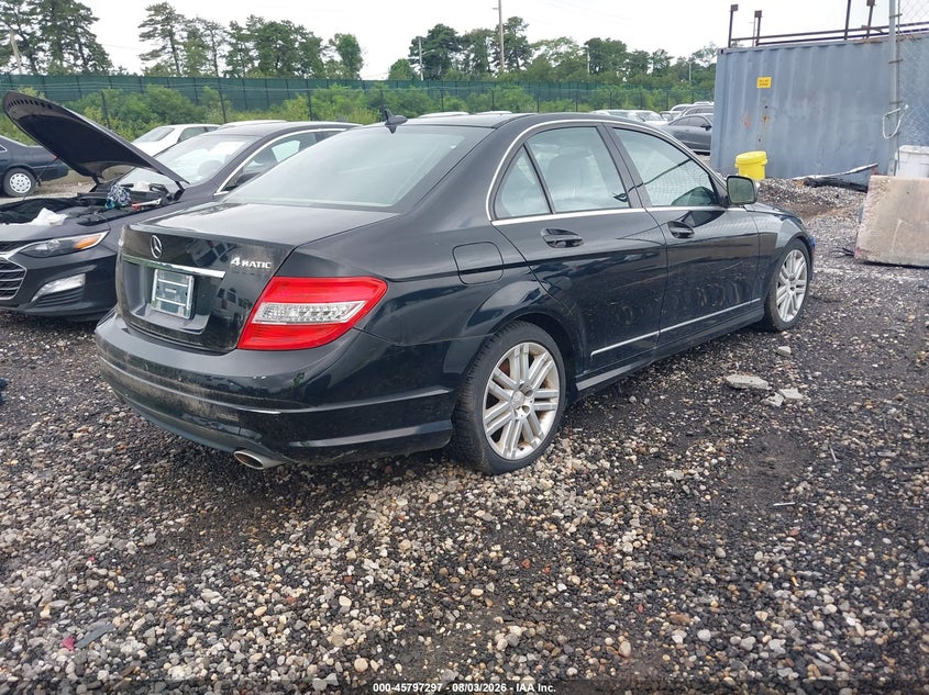 2009 Mercedes-benz C class VIN WDDGF81XX9F216221 IAAI salvage auction — NORMAL WEAR, Clear (New York), sold $550 on 2026-08-18 (photo 4)