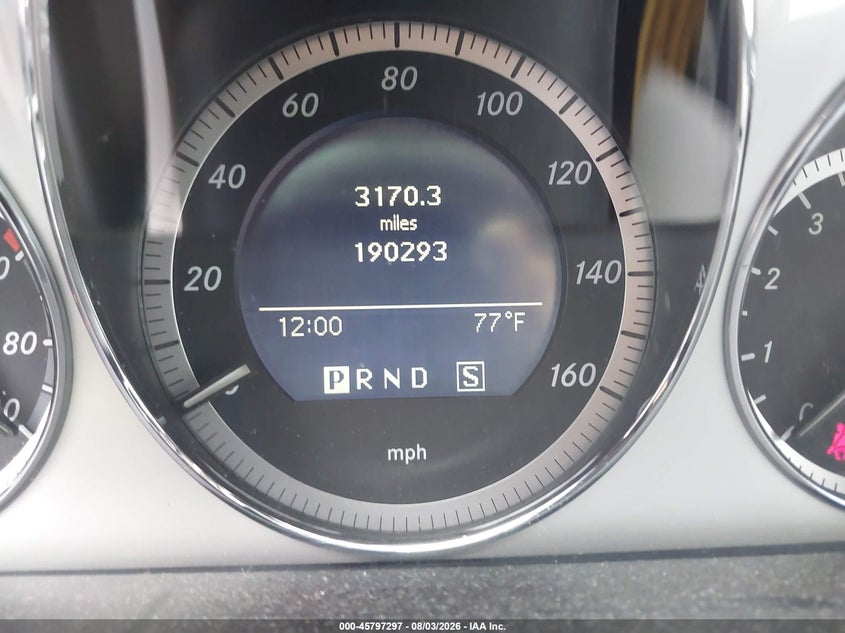 2009 Mercedes-benz C class VIN WDDGF81XX9F216221 IAAI salvage auction — NORMAL WEAR, Clear (New York), sold $550 on 2026-08-18 (photo 7)