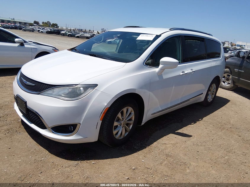 2019 Chrysler Pacifica VIN 2C4RC1BG9KR548263 IAAI salvage auction — SIDE, Salvage Title, sold $0 on 2026-09-10 (photo 2)