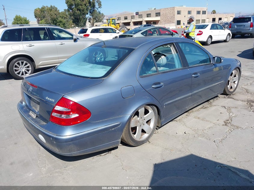 2004 Mercedes-benz E-class VIN WDBUF82J34X164410 IAAI salvage auction — NORMAL WEAR, Clear - Dealer Only (California), sold $125 on 2026-08-17 (photo 4)