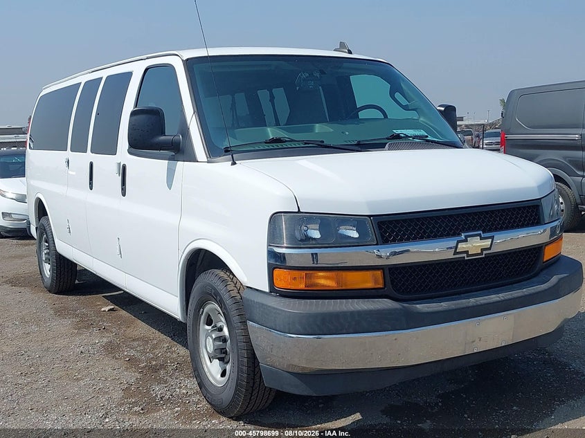 2017 Chevrolet Express 3500 VIN 1GAZGPFF6H1273675 — IAAI salvage auction photo