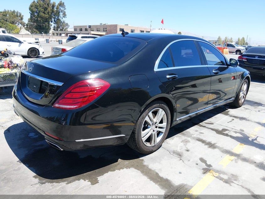2017 Mercedes-benz S-klasse VIN WDDUG8CB7HA311171 IAAI salvage auction — NORMAL WEAR, Salvage Title, sold $5,750 on 2026-08-17 (photo 4)