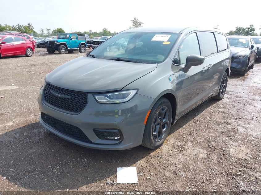 2022 Chrysler Pacifica VIN 2C4RC1L78NR127296 IAAI salvage auction — RIGHT SIDE, Wait Title, sold $7,650 on 2026-09-07 (photo 2)
