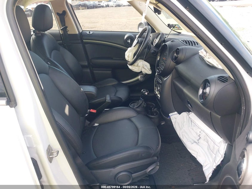 2015 Mini Countryman VIN WMWZC5C53FWP47355 IAAI salvage auction — SIDE, Salvage Title, sold $225 on 2026-09-05 (photo 5)