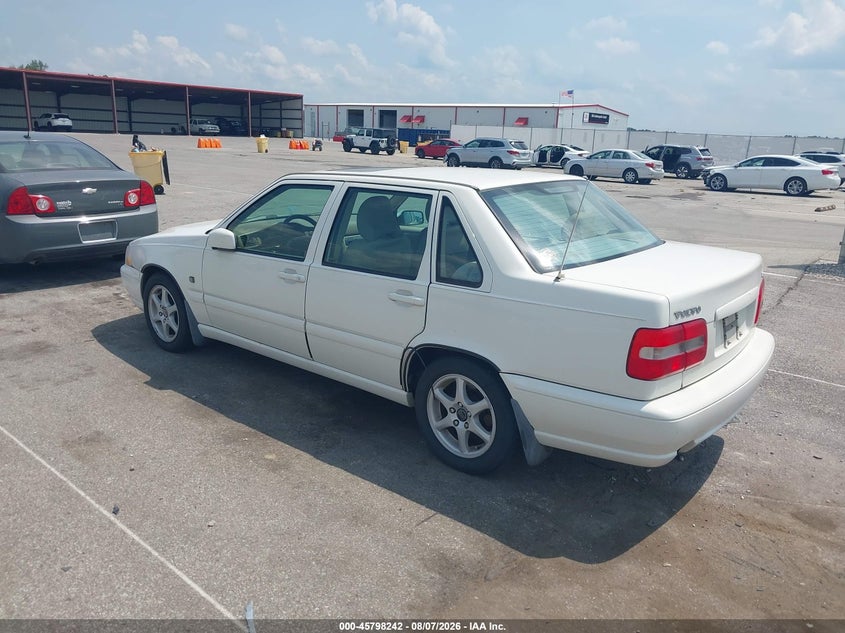 1999 Volvo S70 VIN YV1LS55A3X2616693 IAAI salvage auction — NORMAL WEAR, Clear (Indiana), sold $225 on 2026-08-13 (photo 3)