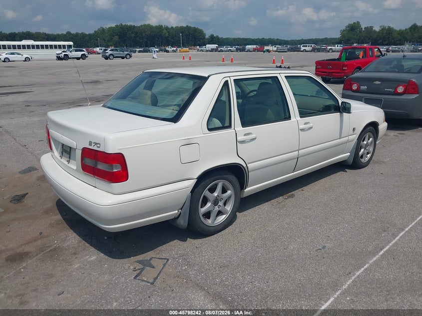 1999 Volvo S70 VIN YV1LS55A3X2616693 IAAI salvage auction — NORMAL WEAR, Clear (Indiana), sold $225 on 2026-08-13 (photo 4)