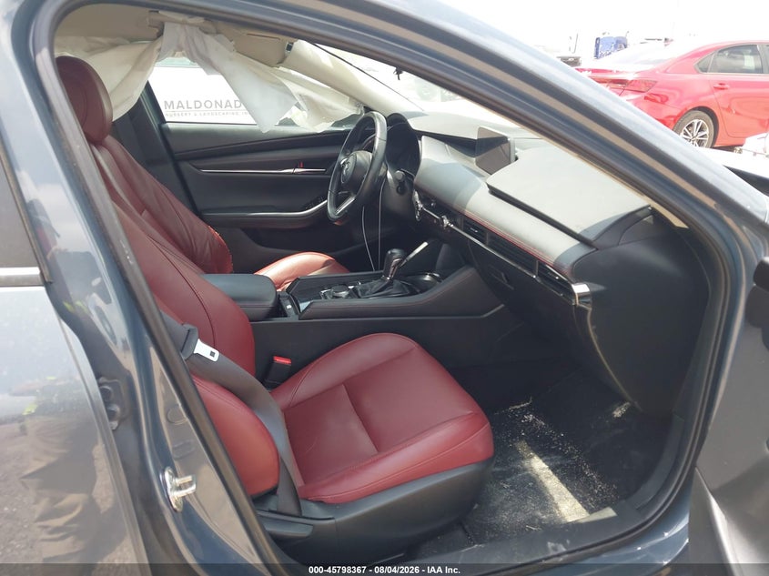2024 Mazda 3 VIN 3MZBPBCM5RM414400 IAAI salvage auction — UNKNOWN, Salvage Title, sold $13,300 on 2026-08-17 (photo 5)