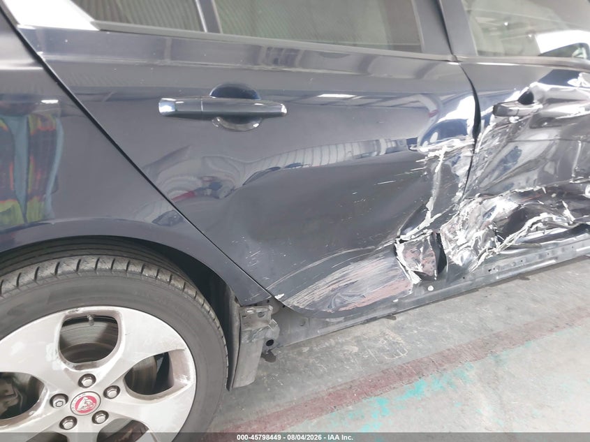 2018 Jaguar Xe VIN SAJAR4FX1JCP34833 IAAI salvage auction — RIGHT SIDE, Salvage Title, sold $1,125 on 2026-09-16 (photo 6)