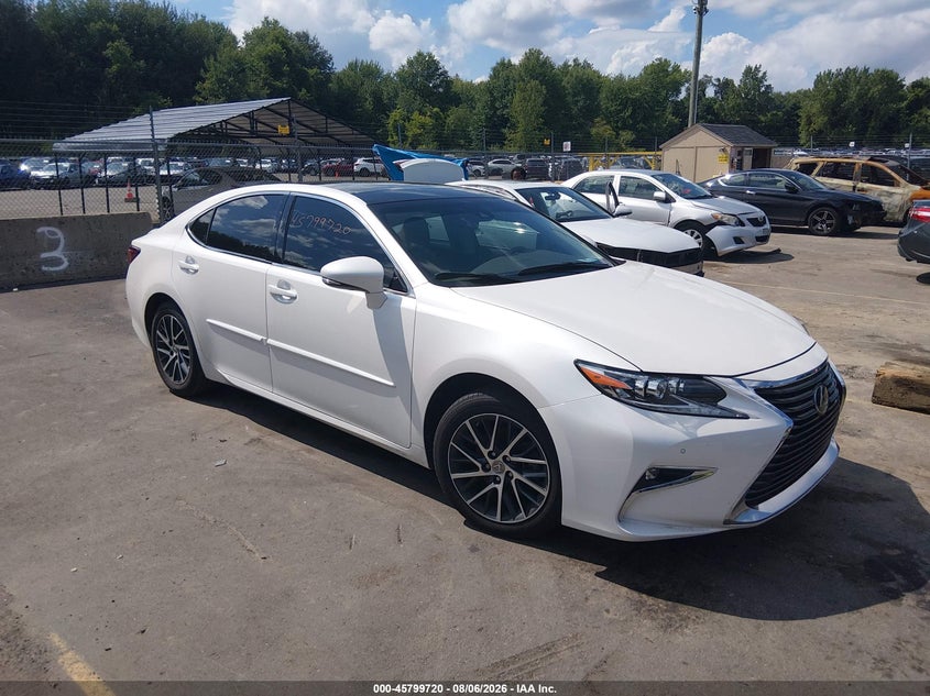 2018 Lexus ES VIN 58ABK1GG6JU107015 — IAAI salvage auction photo
