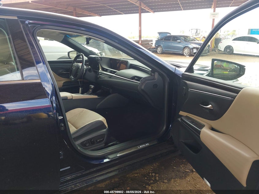 2019 Lexus ES VIN 58ABZ1B13KU026294 IAAI salvage auction — FRONT END, Salvage Title, sold $15,100 on 2026-08-23 (photo 5)