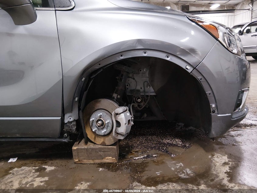 2019 Buick Envision VIN LRBFX2SA9KD145586 IAAI salvage auction — RIGHT FRONT, Salvage Title, sold $5,600 on 2026-09-30 (photo 6)