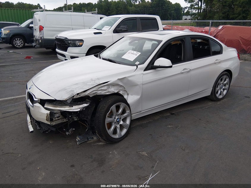 2018 BMW 3er VIN WBA8E5G52JNU46087 IAAI salvage auction — LEFT FRONT, Salvage (North Carolina), sold $25 on 2026-09-30 (photo 2)