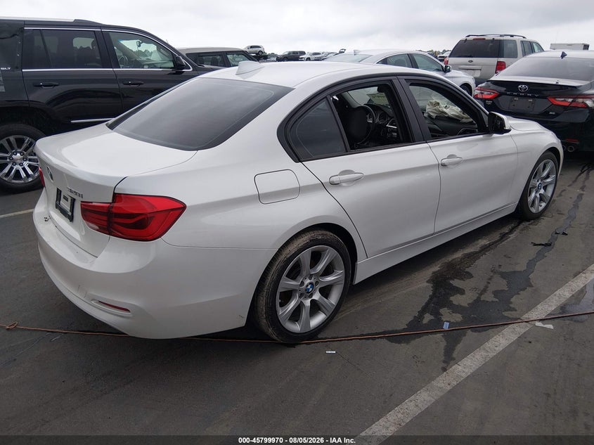 2018 BMW 3er VIN WBA8E5G52JNU46087 IAAI salvage auction — LEFT FRONT, Salvage (North Carolina), sold $25 on 2026-09-30 (photo 4)