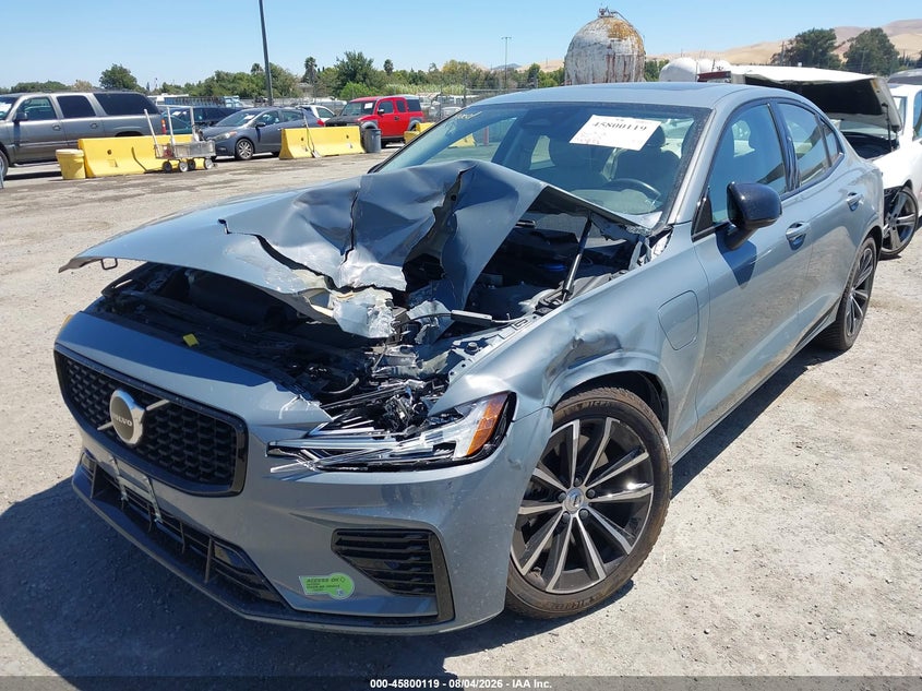 2023 Volvo S60 VIN 7JRH60FK9PG231086 IAAI salvage auction — FRONT END, Salvage Title, sold $8,800 on 2026-08-15 (photo 6)