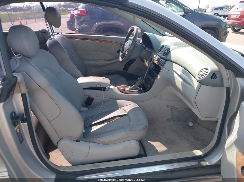2004 Mercedes-benz Clk-class VIN WDBTK75G54T018356 IAAI salvage auction — FRONT END, Clear (Minnesota), sold $1,050 on 2026-08-17 (photo 5)