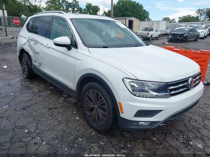 2018 Volkswagen Tiguan VIN 3VV3B7AX5JM015203 IAAI salvage auction — RIGHT SIDE, Salvage Title, sold $3,900 on 2026-09-10 (photo 1)