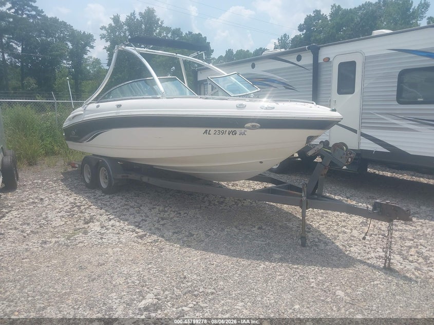 2006 Chaparral Skiboat VIN 000USFGBZ2410F506 IAAI salvage auction — REAR END, Salvage (Alabama), sold $5,050 on 2026-08-19 (photo 1)