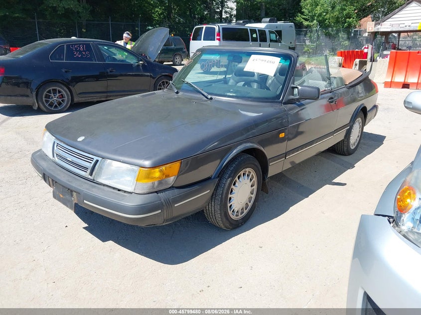 1989 Saab 900 VIN YS3AT76L9K7012799 IAAI salvage auction — NORMAL WEAR, Clear (Massachusetts), sold $450 on 2026-08-17 (photo 2)
