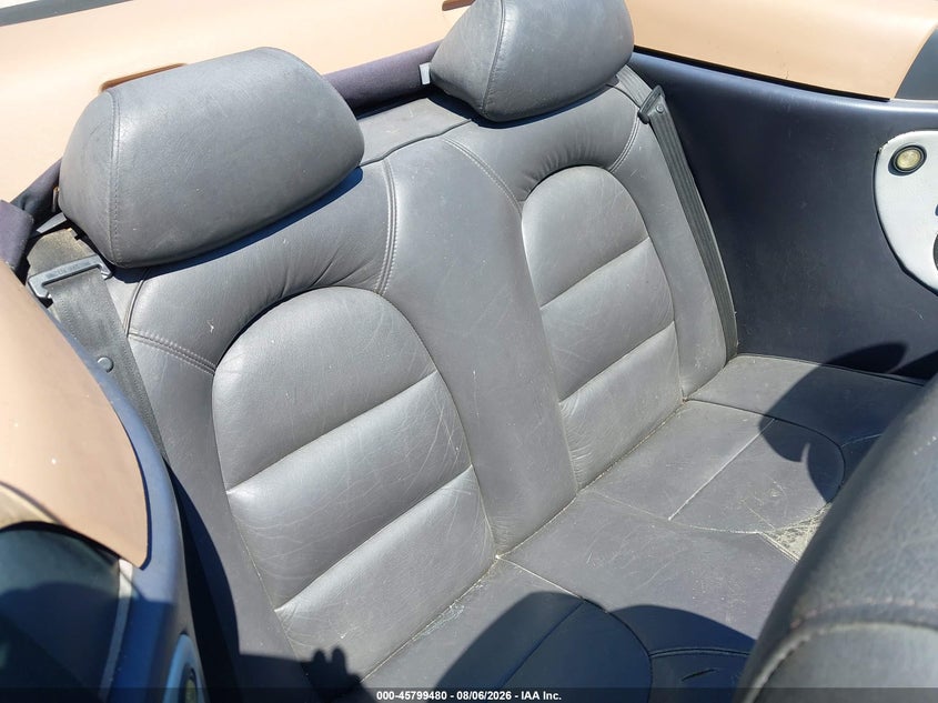 1989 Saab 900 VIN YS3AT76L9K7012799 IAAI salvage auction — NORMAL WEAR, Clear (Massachusetts), sold $450 on 2026-08-17 (photo 8)